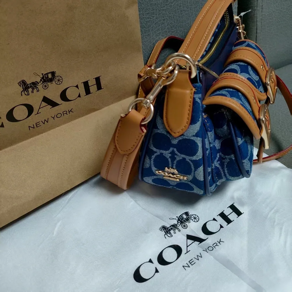 Coach Navy and Tan Shoulder Bag - Picture 3 of 4